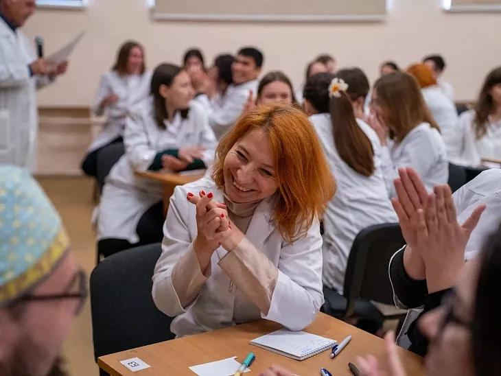 «Игры интеллекта»: студенты-медики БФУ им. И. Канта провели квиз для калининградских школьников |  9