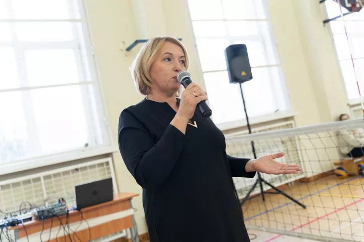 В БФУ им.&nbsp;И.&nbsp;Канта состоялся товарищеский матч по&nbsp;волейболу сидя |  5