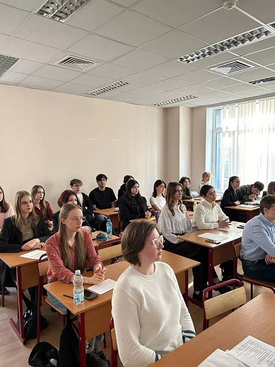 «Язык и&nbsp;профессиональная коммуникация»: студенты-педагоги БФУ им.&nbsp;И.&nbsp;Канта дискутируют на&nbsp;английском языке |  2