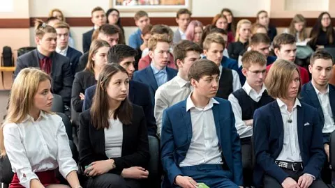 Сотрудники Института высоких технологий провели профориентационные встречи для школьников