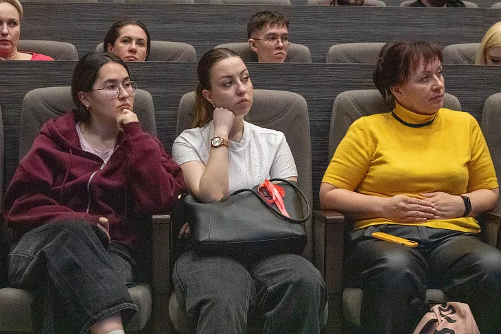 В центре патриотического воспитания БФУ обсудили документальный фильм «Предательство» |  5