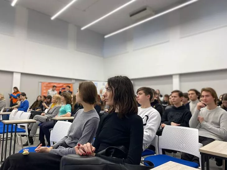 В Институте управления и территориального развития прошел праздник для студентов и преподавателей |  2