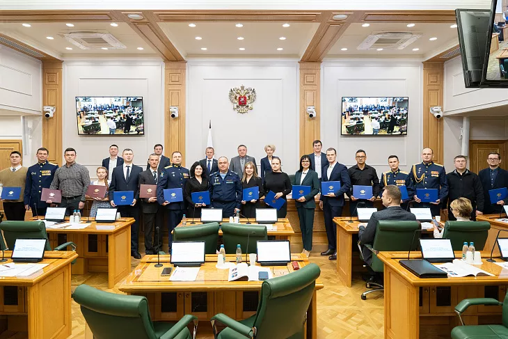 Доцент БФУ им.&nbsp;И.&nbsp;Канта награждена в&nbsp;Совете Федерации как&nbsp;лучший выпускник образовательной программы |  1