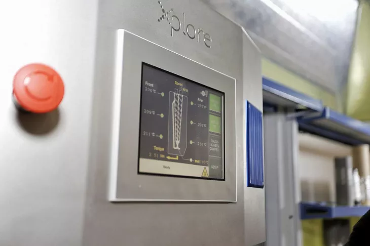 В БФУ отрыли новую лабораторию по производству функционального текстиля SmartTextiles |  2