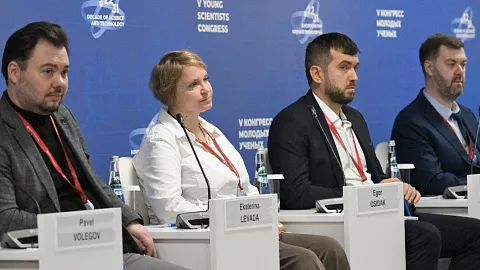 «Биопечать органов и тканей»: ученый БФУ им. И. Канта представила биочернила для 3D-биопечати на панельной дискуссии Конгресса молодых ученых