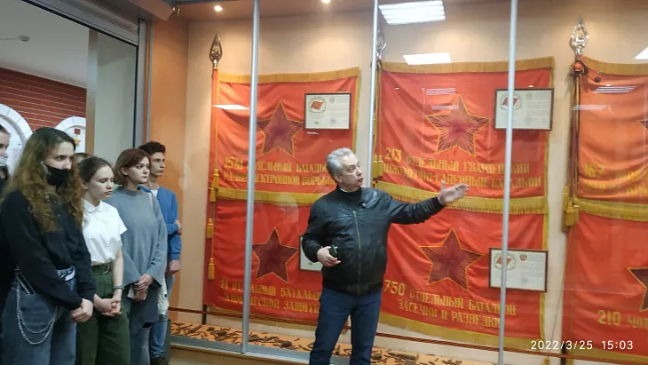         Студенты Университетского колледжа БФУ посетили музей 11-ой гвардейской общевойсковой Краснознаменной армии |  1