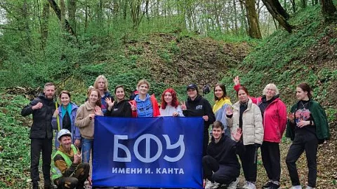 Студенты БФУ приняли участие в историческом субботнике