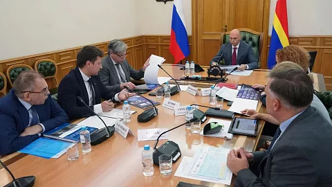 Губернатор Алексей Беспрозванных поддержал идею создания Попечительского совета БФУ им. И. Канта