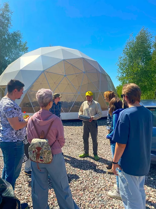 Для представителей информационного центра по&nbsp;атомной энергии провели экскурсию на&nbsp;карбоновом полигоне «Росянка» |  2