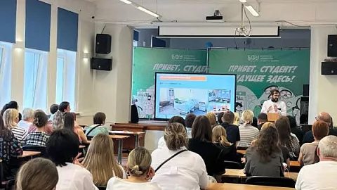 Навыки для жизни: медицинские мастер-классы прошли для школьников Калининграда