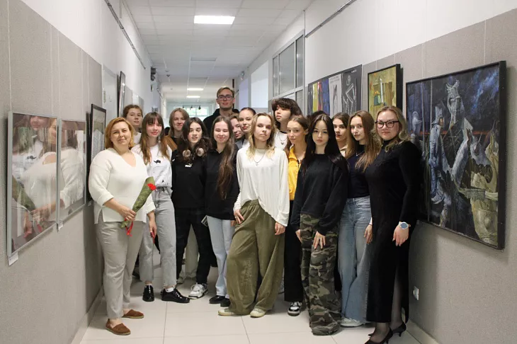 В БФУ им. И. Канта открылась выставка творческих работ преподавателей дизайна |  1