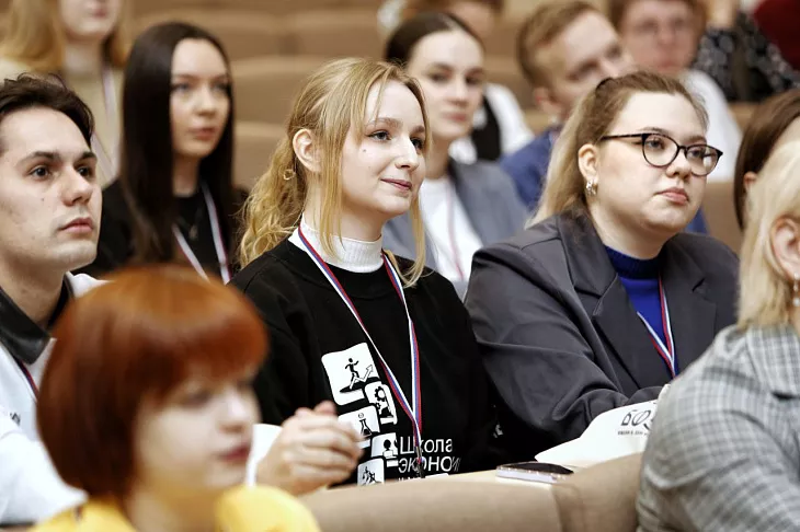 Фестиваль рыцарей и серфингистов, парк с песчаными дюнами под куполом: какие проекты презентовали финалисты «Я — профи» по туризму? |  4