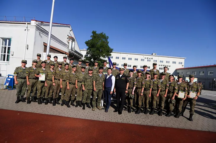 99 студентов БФУ им. И. Канта успешно завершили обучение в Военном учебном центре |  1