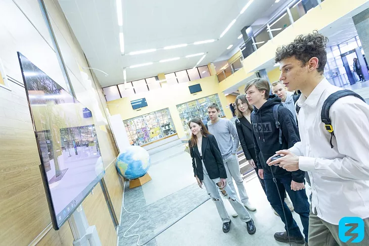 Будь профи: как&nbsp;составить резюме и&nbsp;начать свое дело, рассказали студентам спикеры форума Российского общества «Знание» |  8