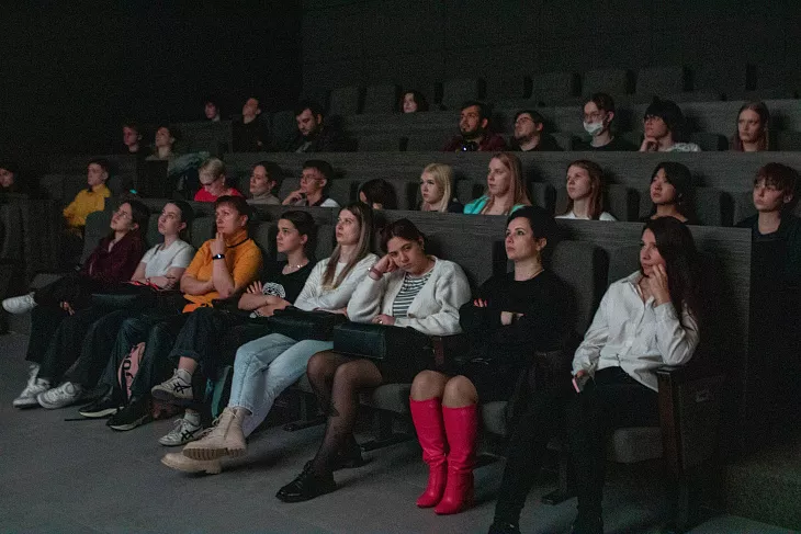 В центре патриотического воспитания БФУ обсудили документальный фильм «Предательство» |  2