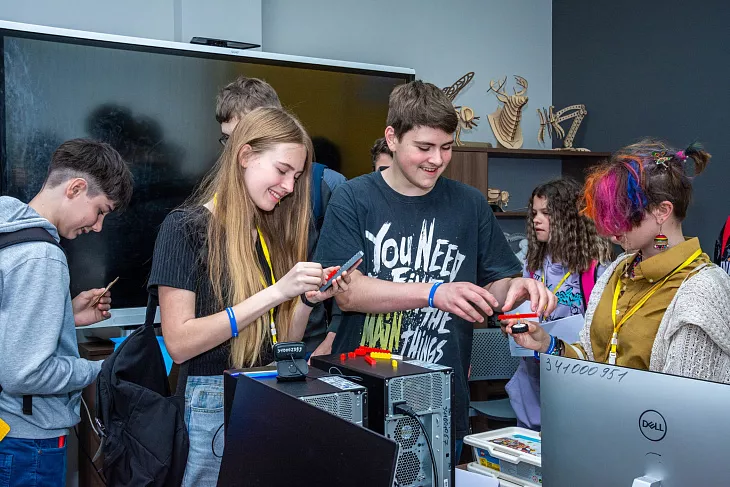 В центре развития современных компетенций детей завершилась летняя школа «Наука детям» |  9