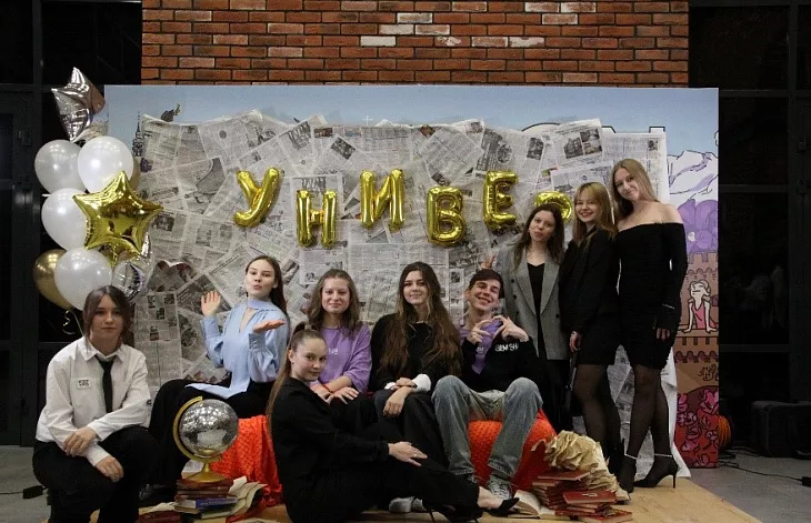 Церемония посвящения в студенты для первокурсников Института управления и территориального развития БФУ им. И. Канта |  8