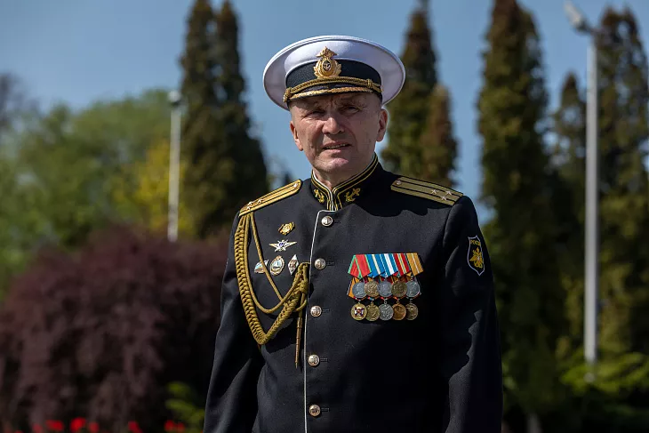 Студенты БФУ им.&nbsp;И.&nbsp;Канта возложили цветы к&nbsp;памятнику 1200 воинам-гвардейцам |  8