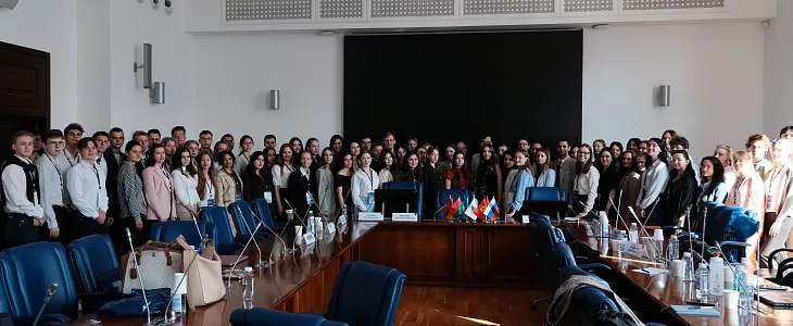 Студентка Высшей школы бизнеса и предпринимательства приняла участие в Международном форуме ЕАЭС |  2