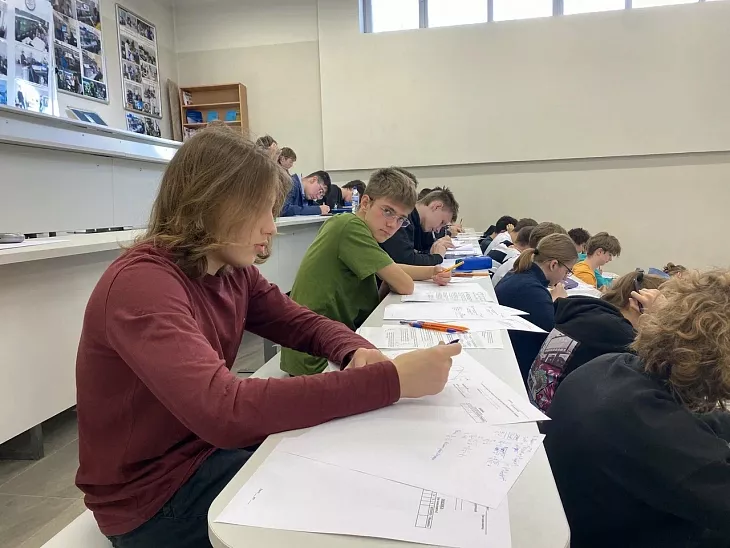 В БФУ имени И. Канта прошел отборочный этап олимпиады школьников «Росатом» по физике и математике |  3