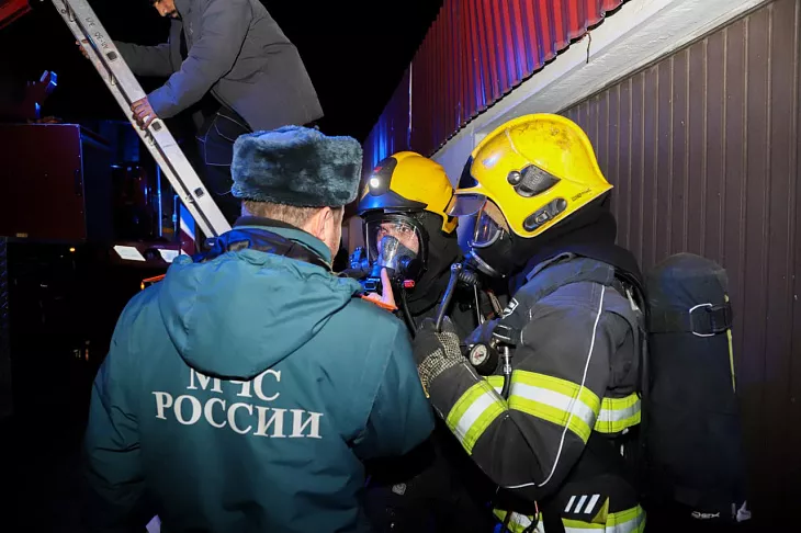 Дым из окон общежития: в БФУ им. И. Канта прошла тренировка эвакуации при пожаре |  7