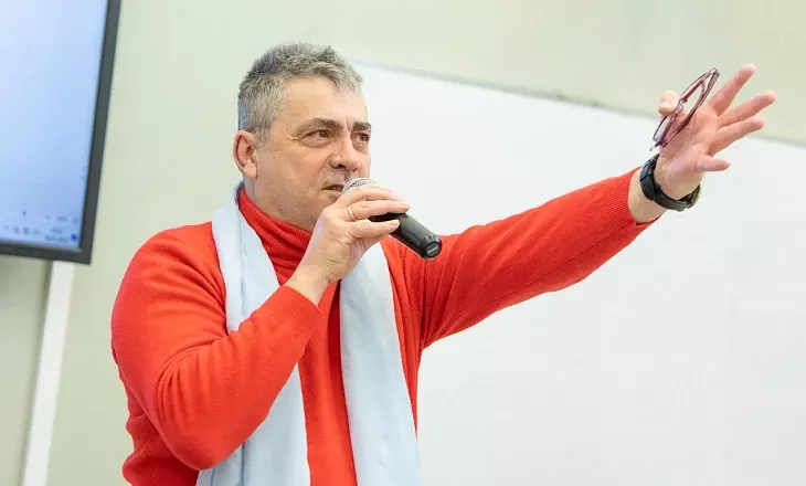 Фестиваль науки в БФУ: известный математик прочитал школьникам лекцию о суперкомпьютерах |  3