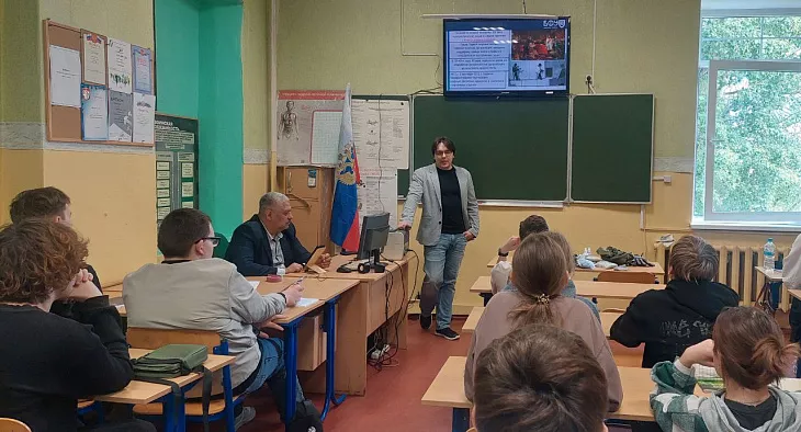  «Открытый диалог»: в Гусевском политехническом техникуме обсудили противодействие идеологии терроризма в цифровой среде |  2