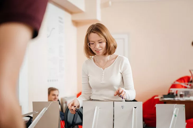 Приглашаем студентов принять участие в игре «Построй компанию. Продай компанию» |  8
