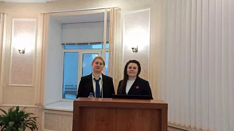 Старший преподаватель БФУ им. И. Канта защитила диссертацию по филологическим наукам