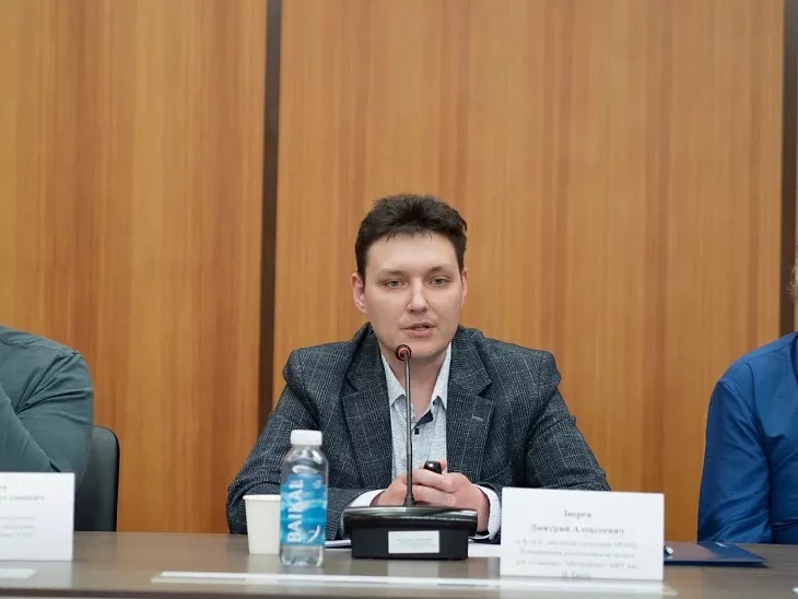 Ученый БФУ принял участие в научной школе-конференции по современным технологиям рентгеновской литографии |  2