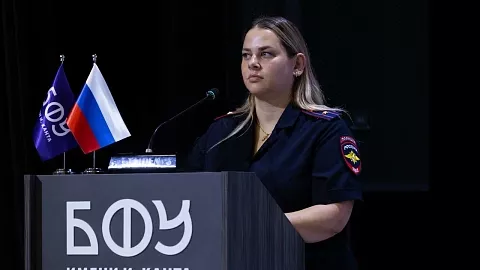 Открытый диалог о&nbsp;кибербезопасности: иностранные студенты встретились с&nbsp;представителем УМВД