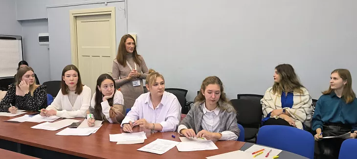 В БФУ прошла ярмарка педагогических проектов школьников |  5