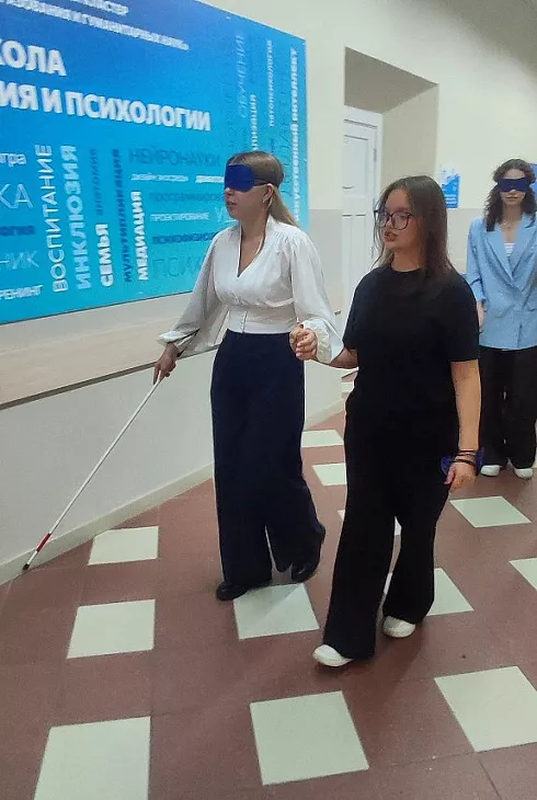 Инклюзивная коммуникация: студенты БФУ им. И. Канта учатся поддерживать людей с ограничениями здоровья |  1
