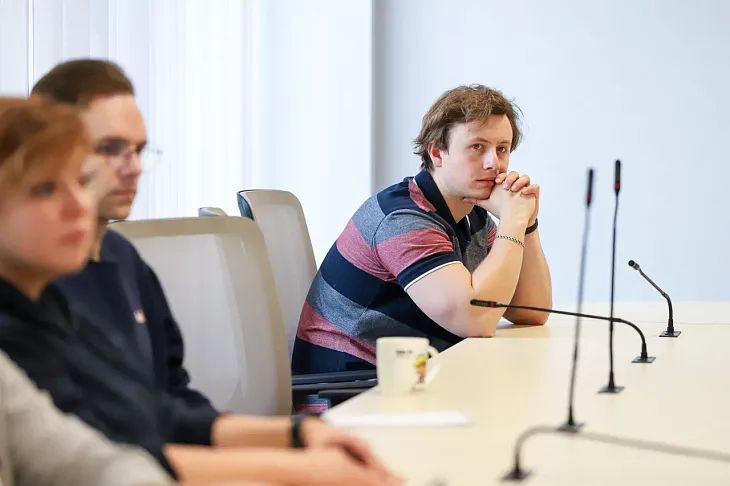В БФУ им. И. Канта обсудили перспективы развития рентгеновской литографии с участием эксперта в области наноэлектроники |  1