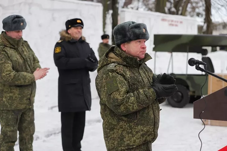 Для спецоперации: БФУ передал военнослужащим восстановленный автомобиль-амфибию и&nbsp;необходимое оборудование  |  4