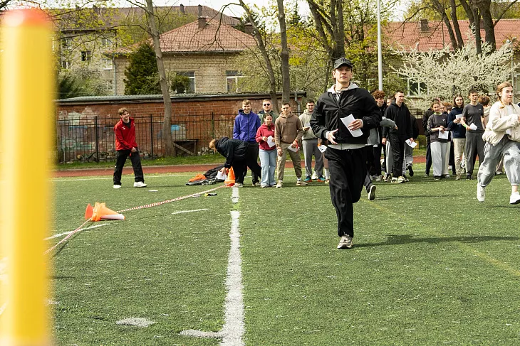 Энергия, движение, атмосфера: фестиваль «Кантиана Фит» собрал 700 участников |  13