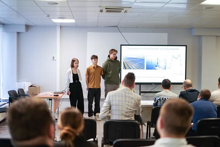 Школьники университетской программы «Высокие технологии» представили отчеты о проделанной работе за первое полугодие |  5