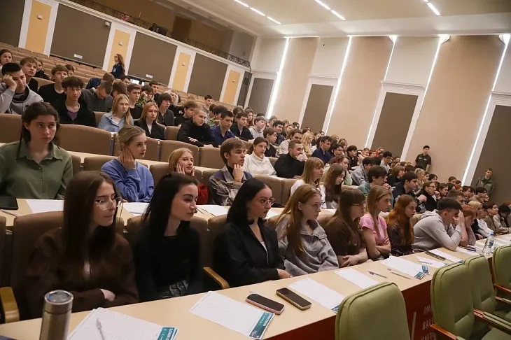 170 студентов БФУ им. И. Канта присоединились к Всероссийской акции «Большой этнографический диктант» |  5