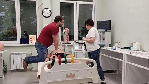 В Симуляционом центре БФУ провели курсы по сердечно-легочной реанимации для калининградских врачей