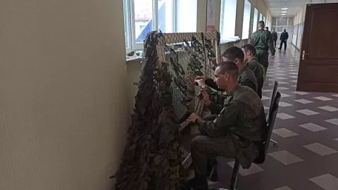 Студенты БФУ им. И. Канта наладили производство маскировочных сетей