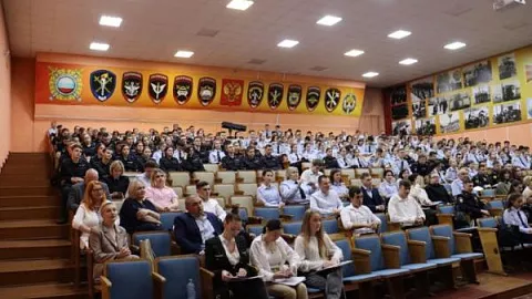 Студенты Высшей школы права приняли участие в&nbsp;конференции «Наука и&nbsp;практика: взгляд молодых»