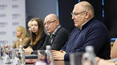Церемония вручения свидетельств о прохождении профессионально-общественной аккредитации состоялась в БФУ им. И. Канта 