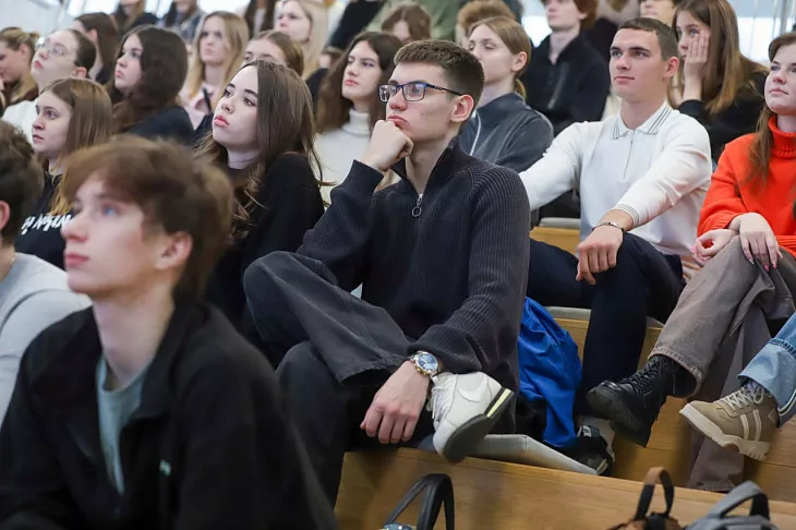 «Генерим гениальное»: в БФУ им. И. Канта состоялся «Интенсив Т2» стипендиального проекта для студентов |  1