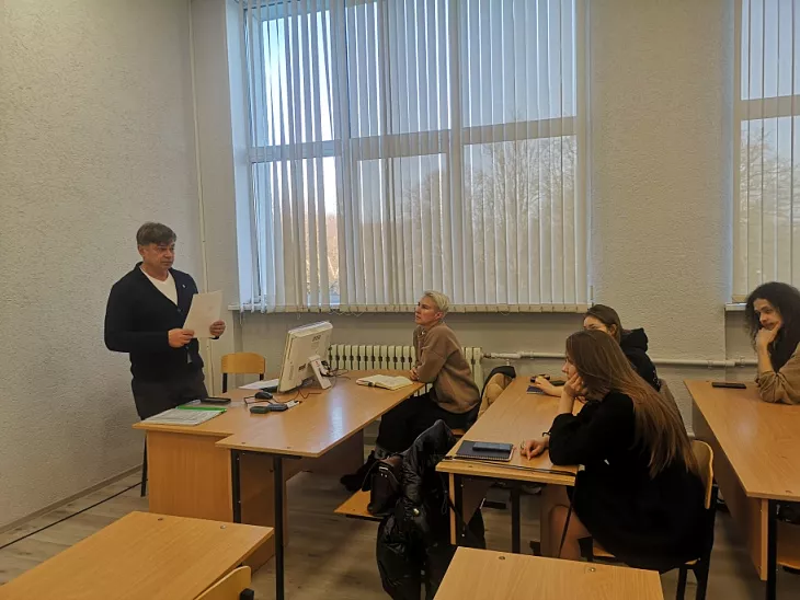 Студенты-строители БФУ встретились с директором компании «Техэксперт» |  1