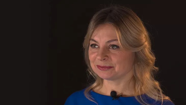 Бьем рекорды: участниками «Русского диктанта» стали 2600 человек из 84 стран |  2