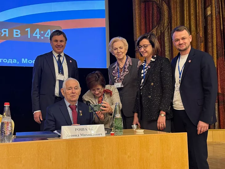 Эксперт БФУ им. И. Канта Юрий Шлегель представил опыт калининградских стоматологов на Национальном медицинском конгрессе |  1