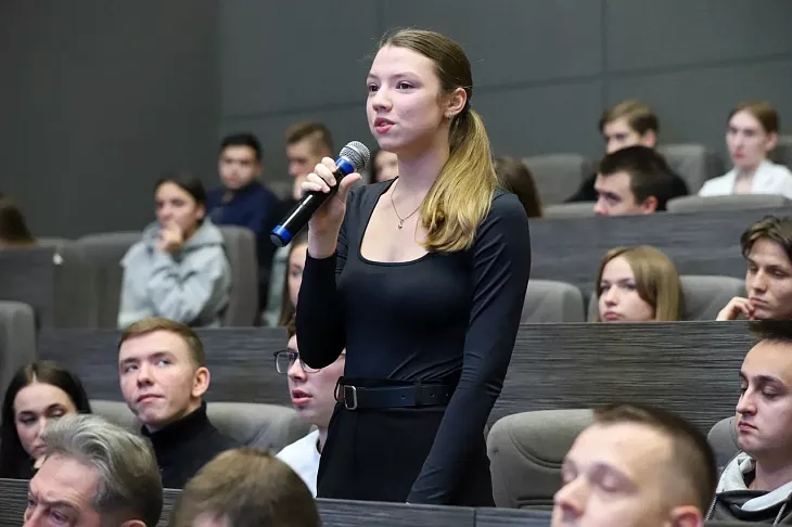 Альфа-Шанс в БФУ им. И. Канта: приглашаем студентов принять участие в конкурсе от Альфа-Банка и выиграть грант |  5