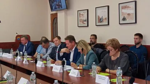 В БФУ прошел всероссийский круглый стол, посвященный 280-летию Р. Г. Державина