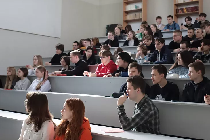 Для студентов БФУ провели серию лекций по профилактике незаконного оборота наркотиков |  3