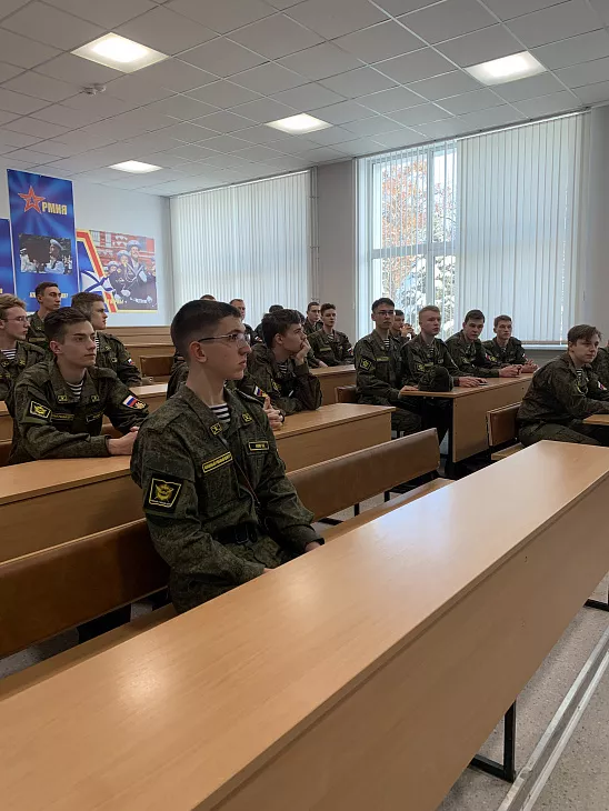 В Военно-учебном центре состоялся «Открытый диалог»  |  4
